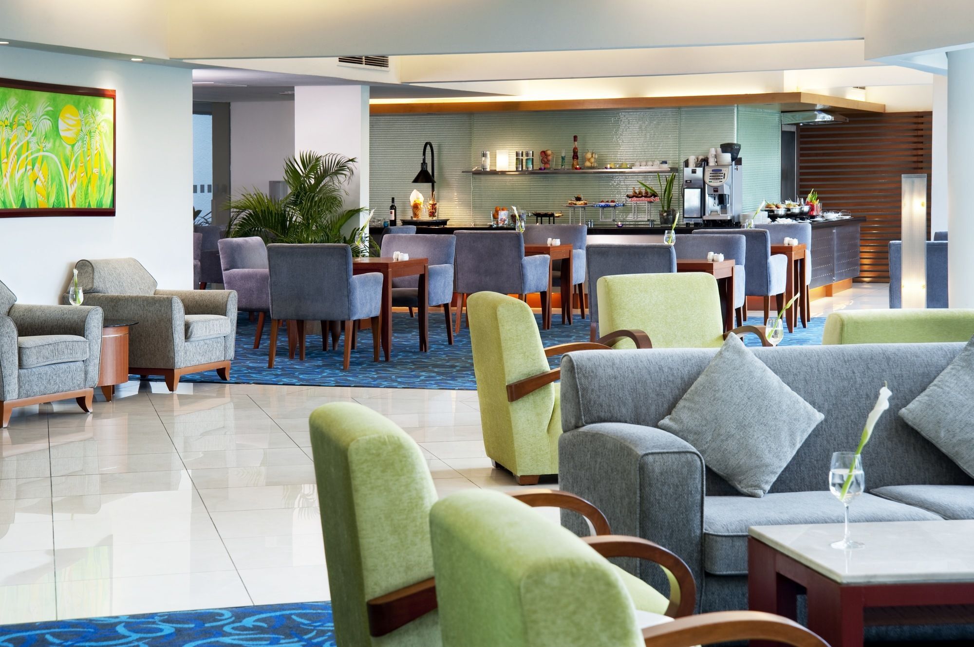 Glenmarie Hotel And Golf Resort Shah Alam Exteriér fotografie The lounge at the airport