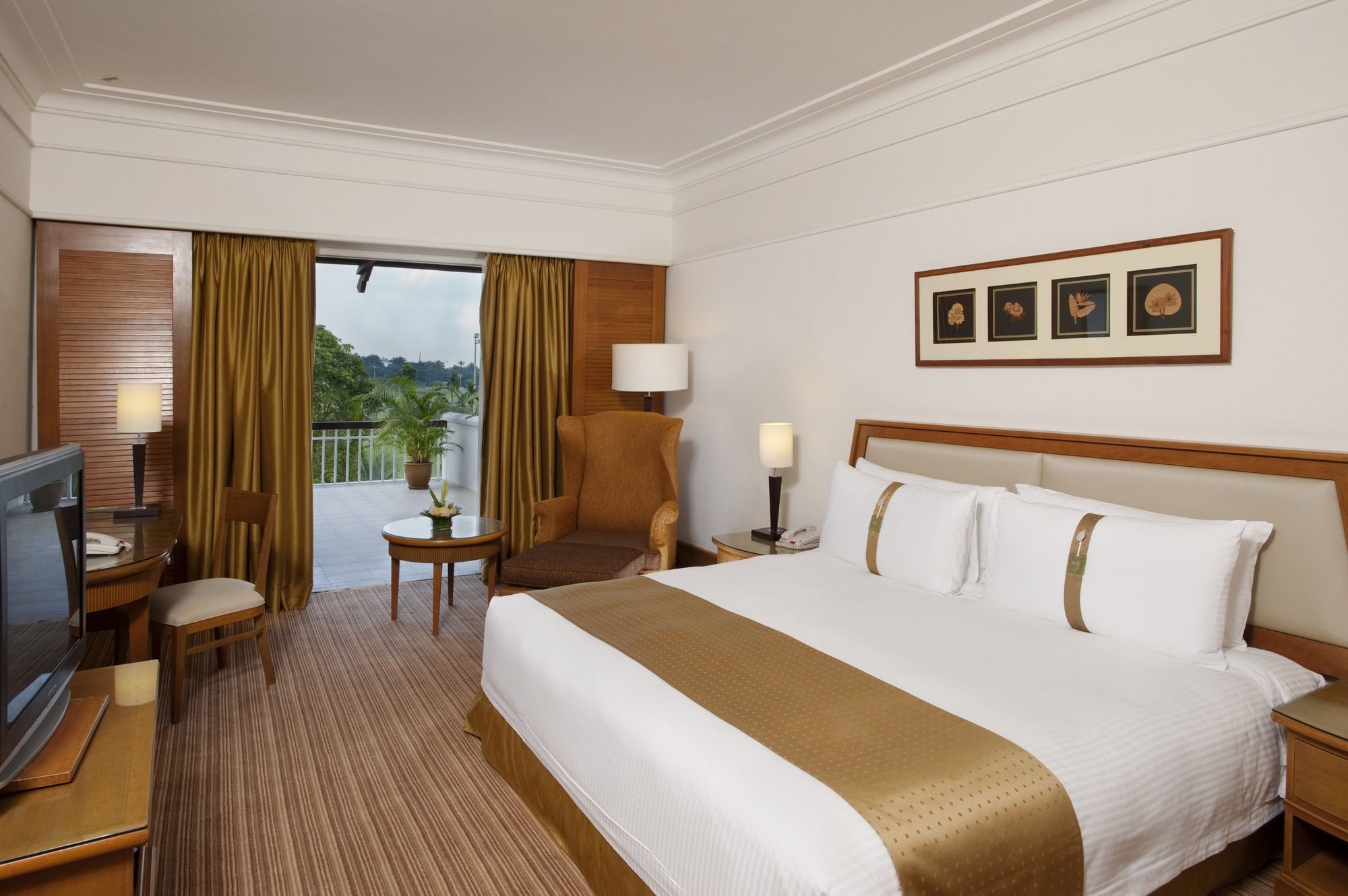Glenmarie Hotel And Golf Resort Shah Alam Exteriér fotografie A room at the InterContinental Chennai